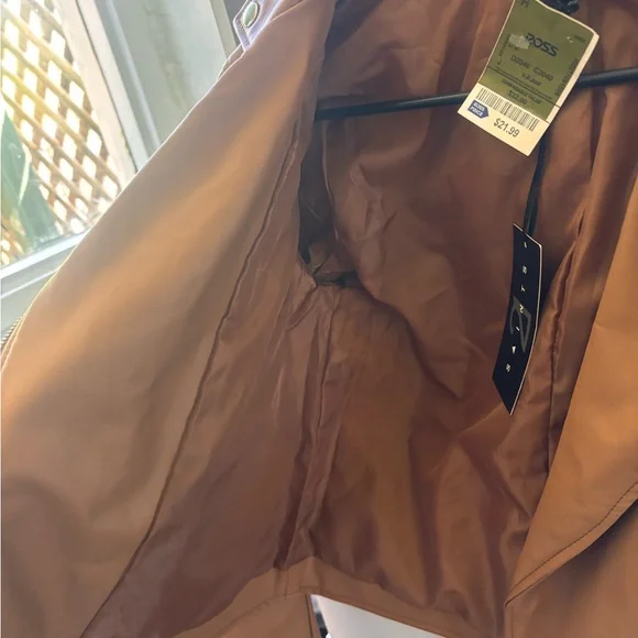 Faux Leather Moto Jacket - Tan.         There are two small holes that are 📸 - Picture 4 of 10